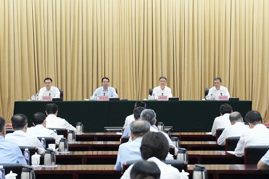 中央第六生态环境保护督察组向米兰体育反馈督察情况